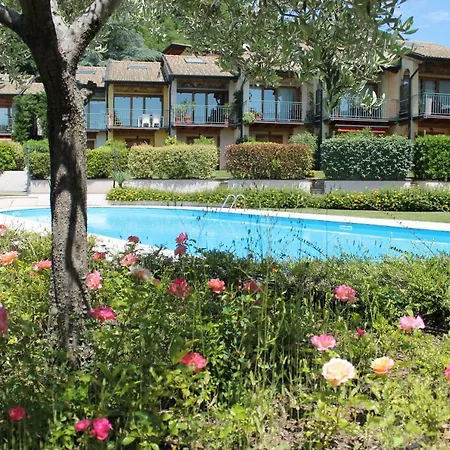 Garda Hills Apartment *